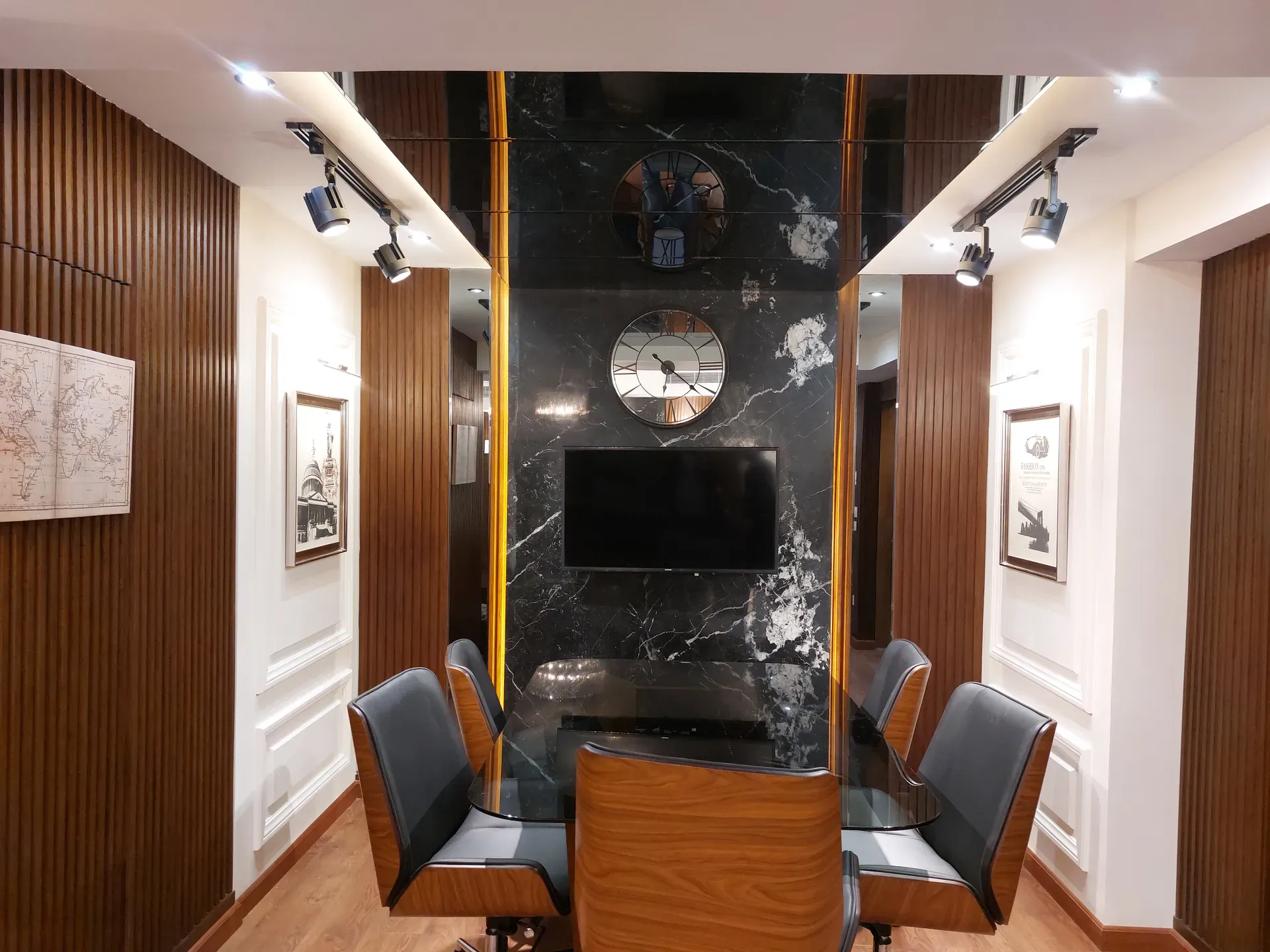 Manager Offices - View 15